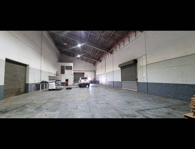 312M² MINI FACTORY TO LET IN JACOBS